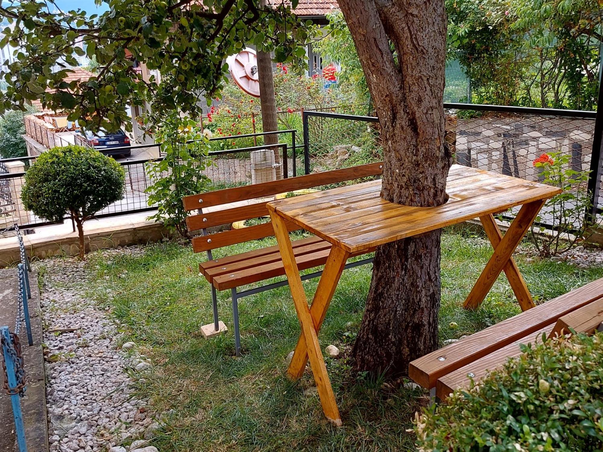 Mini Hill Apartment ซาราเยโว ภายนอก รูปภาพ